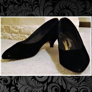 Notorious Black Velvet High Heel Shoes